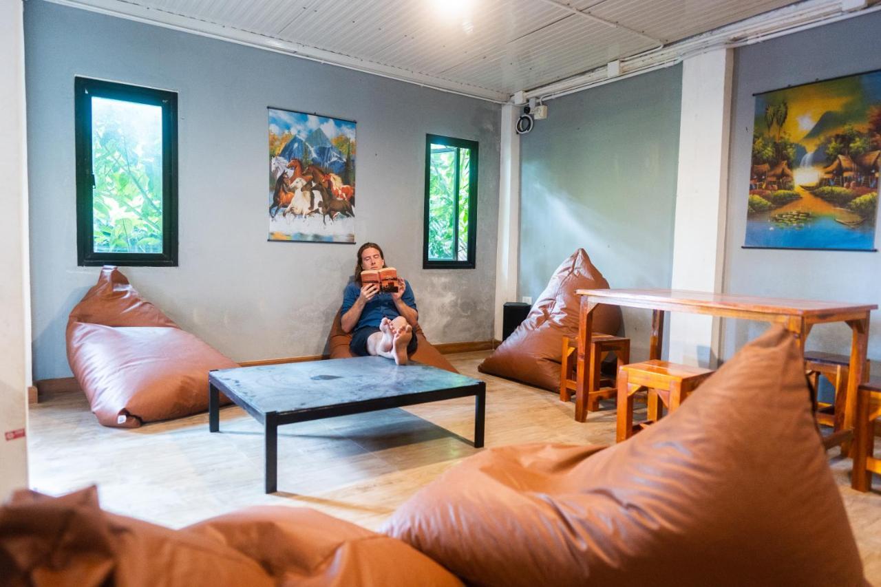 Готель K-Bunk Aonang Center Ao Nang Екстер'єр фото