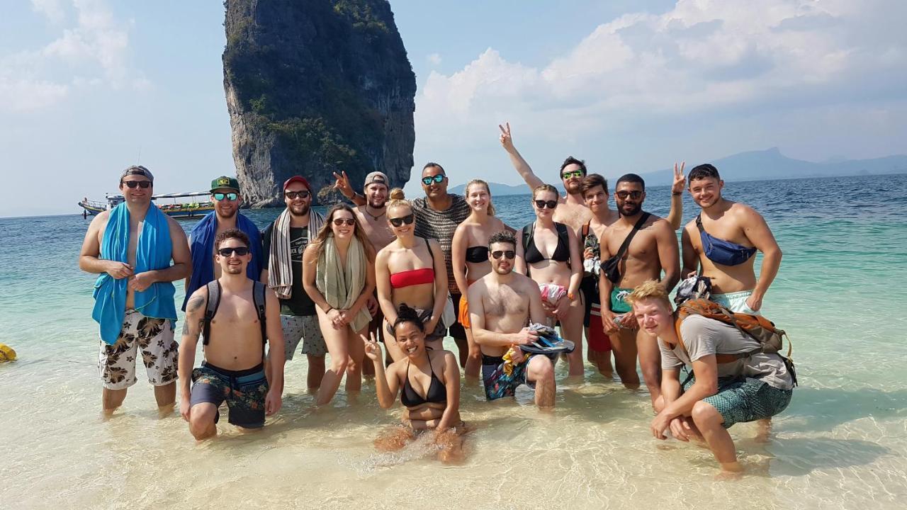 Готель K-Bunk Aonang Center Ao Nang Екстер'єр фото