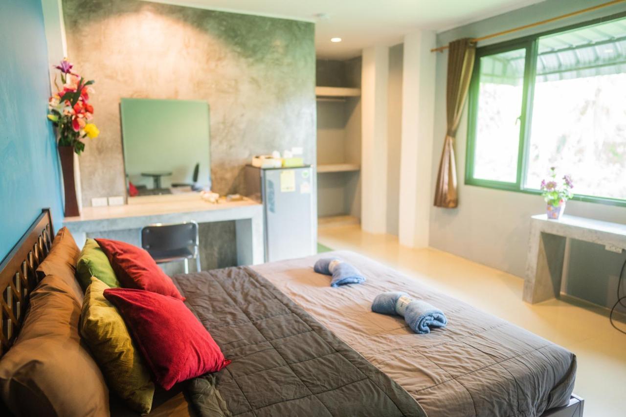 Готель K-Bunk Aonang Center Ao Nang Екстер'єр фото