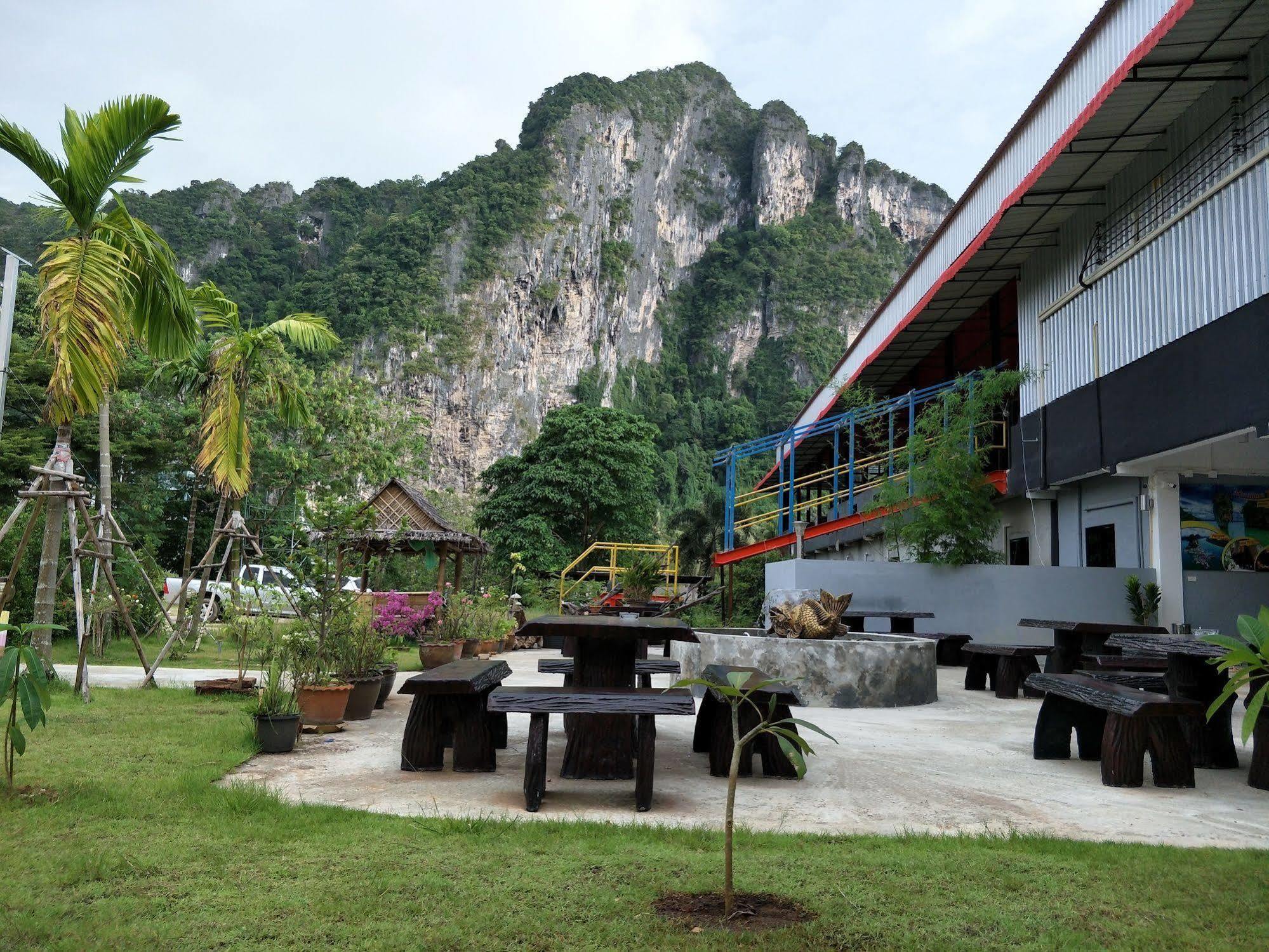 Готель K-Bunk Aonang Center Ao Nang Екстер'єр фото